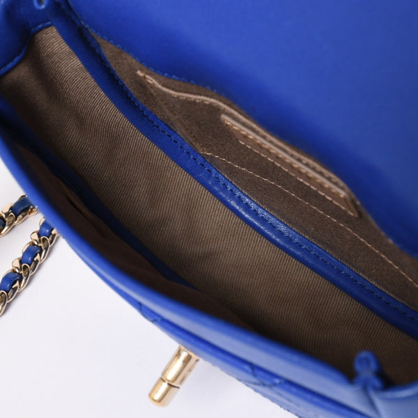CHANEL シャネル ハーフムーン チェーンショルダーバッグ 26番台 ココマーク カーフスキン ブルー ゴールド金具 美品 中古 4a003510