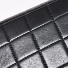 画像をギャラリービューアに読み込む, CHANEL シャネル East West イーストウエスト チョコバー チェーンショルダーバッグ 6番台 ココマーク ラムスキン ブラック 美品 中古 4a003536