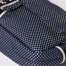 画像をギャラリービューアに読み込む, 極美品 CHANEL シャネル スポーツライン メッシュチェーンショルダーバッグ ファブリック ココマーク CCターンロック ネイビー 9番台 中古 4a003493