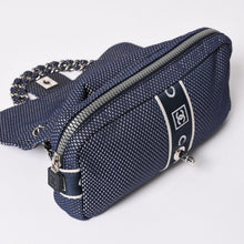 画像をギャラリービューアに読み込む, 極美品 CHANEL シャネル スポーツライン メッシュチェーンショルダーバッグ ファブリック ココマーク CCターンロック ネイビー 9番台 中古 4a003493