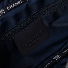 画像をギャラリービューアに読み込む, 極美品 CHANEL シャネル スポーツライン メッシュチェーンショルダーバッグ ファブリック ココマーク CCターンロック ネイビー 9番台 中古 4a003493
