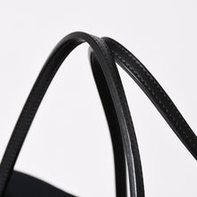 画像をギャラリービューアに読み込む, GIVENCHY ジバンシー Antigona Favelas 74 ラージトートバッグ 3C0184 ショッピングバッグ ブラック ホワイト リカルドティッシ レザー 美品 中古 4a003518