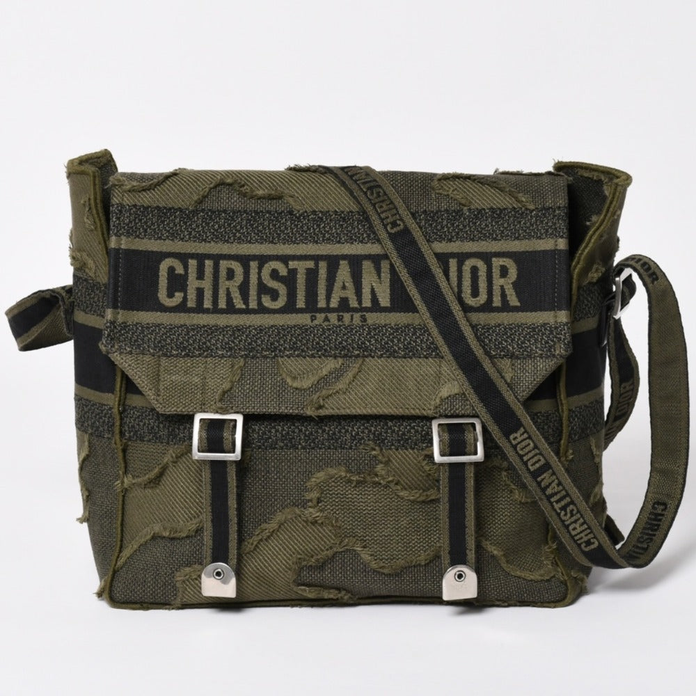 極美品 Christian Dior クリスチャンディオール キャンプ ショルダーバッグ カーキ カモフラージュ キャンバス 50-MA-0210 中古 4a003521