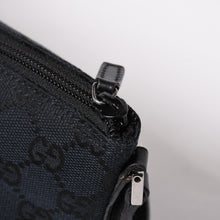 Load image into Gallery viewer, 極美品 GUCCI グッチ Hand Bag ハンドバッグ 039・1103 Black ブラック GGキャンバス シルバー金具 中古 4a003699