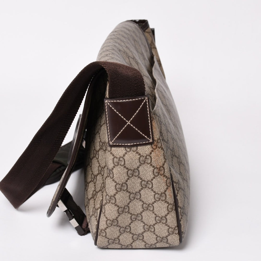 Very Good Condition GUCCI GG Supreme Canvas Messenger Shoulder Bag Silver Hardware 223661 Used 4a003529