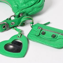 画像をギャラリービューアに読み込む, 極美品 BALENCIAGA バレンシアガ ショルダーバッグ 671309 ル カゴールXS グリーン レザー アンティークシルバー金具 中古 4a003537
