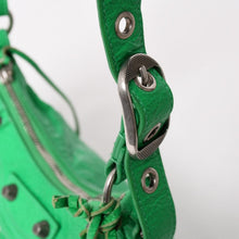 画像をギャラリービューアに読み込む, 極美品 BALENCIAGA バレンシアガ ショルダーバッグ 671309 ル カゴールXS グリーン レザー アンティークシルバー金具 中古 4a003537