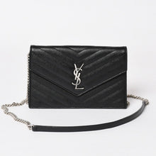 画像をギャラリービューアに読み込む, 極美品 SAINT LAURENT サンローラン Cassandra カサンドラ レザー Chain Wallet チェーンウォレット Caviar Skin キャビアスキン YBL393953・0418 中古 4a003538
