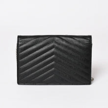 画像をギャラリービューアに読み込む, 極美品 SAINT LAURENT サンローラン Cassandra カサンドラ レザー Chain Wallet チェーンウォレット Caviar Skin キャビアスキン YBL393953・0418 中古 4a003538