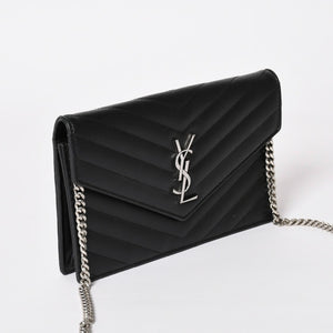 Very Good Condition SAINT LAURENT Cassandra Cassandra Leather Chain Wallet Chain Wallet Caviar Skin YBL393953・0418 Used 4a003538