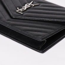 画像をギャラリービューアに読み込む, 極美品 SAINT LAURENT サンローラン Cassandra カサンドラ レザー Chain Wallet チェーンウォレット Caviar Skin キャビアスキン YBL393953・0418 中古 4a003538