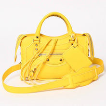 画像をギャラリービューアに読み込む, 極美品 BALENCIAGA バレンシアガ CLASSIC MINI CITY クラシック ミニ シティ 2WAYバッグ 300295 レザー イエロー 中古 4a003541