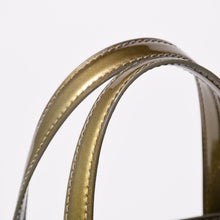 Load image into Gallery viewer, LOUIS VUITTON ルイヴィトン ウィルシャーPM ハンドバッグ M91627 ブラウン エナメル モノグラムヴェルニ 美品 中古 4a003542