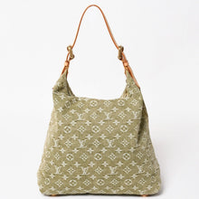 Load image into Gallery viewer, 極美品 LOUIS VUITTON ルイヴィトン モノグラムデニム バギーGM M95211 グリーン ゴールド金具 ヌメ革 中古 4a003208