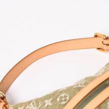 Load image into Gallery viewer, 極美品 LOUIS VUITTON ルイヴィトン モノグラムデニム バギーGM M95211 グリーン ゴールド金具 ヌメ革 中古 4a003208