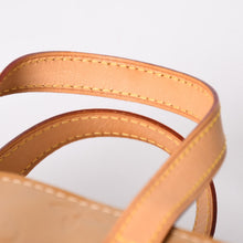 Load image into Gallery viewer, 極美品 LOUIS VUITTON ルイヴィトン Tote Bag トートバッグ ゴールド金具 ヴェルニ M91334 ベージュ 中古 4a003546