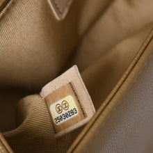 Load image into Gallery viewer, 新品同様 CHANEL シャネル ボーイシャネル ショルダーバッグ 25番台 キャビアスキン メタル ゴールド マッドブラック金具 中古 4a003490