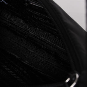 極美品 PRADA プラダ ホーボー ワンショルダーバッグ MV519 ナイロン ブラック トライアングルロゴ シルバー金具 中古 4a003553