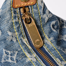 Load image into Gallery viewer, 極美品 LOUIS VUITTON ルイヴィトン モノグラムデニム バギーPM ショルダーバッグ ワンショルダー M95049 インディゴブルー 中古 4a003469
