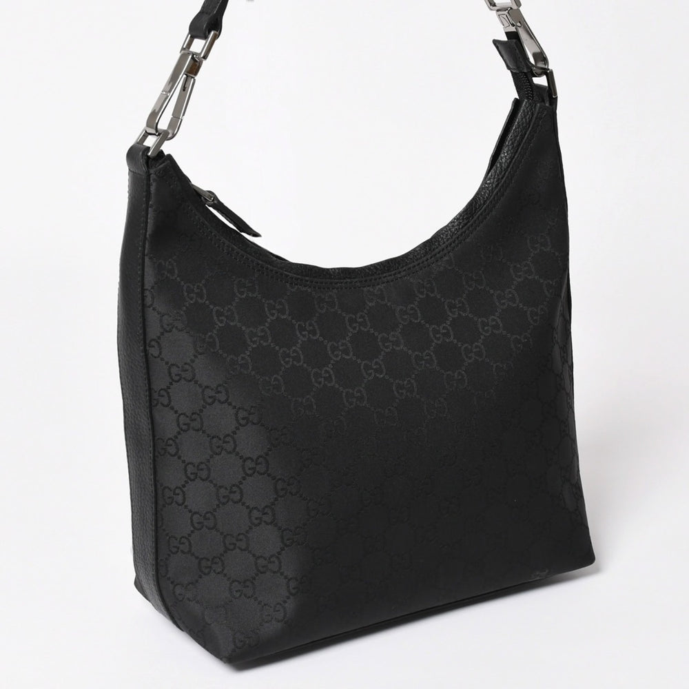 極美品 GUCCI グッチ ワンショルダーホーボーバッグ GGキャンバス ショルダーバッグ ブラック 三日月型 28335 中古 4a003461