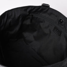 Load image into Gallery viewer, 極美品 GUCCI グッチ アビー GGナイロンキャンバスポケットトートバッグ 268639 ハンドバッグ GGキャンバス ブラック シルバー金具 中古 4a003457