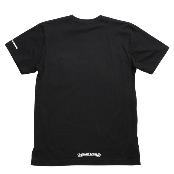 新品同様 CHROME HEARTS クロムハーツ ネックロゴ プリントポケットTシャツ 半袖Tシャツ ブラック Sサイズ スクロールラベル CHロゴ 中古 4a004022