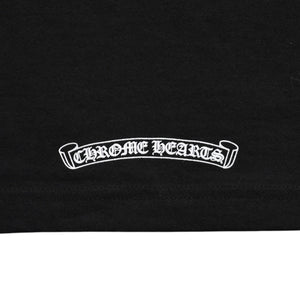 新品同様 CHROME HEARTS クロムハーツ ネックロゴ プリントポケットTシャツ 半袖Tシャツ ブラック Sサイズ スクロールラベル CHロゴ 中古 4a004022