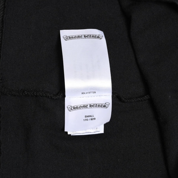 新品同様 CHROME HEARTS クロムハーツ ネックロゴ プリントポケットTシャツ 半袖Tシャツ ブラック Sサイズ スクロールラベル CHロゴ 中古 4a004022