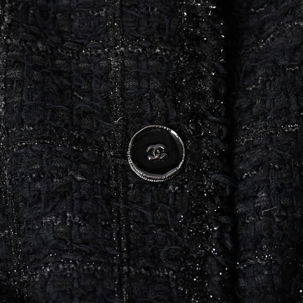 極美品 CHANEL シャネル ノーカラーツイードジャケット P80445 ブラック アウター ココマーク 50サイズ パッチポケット 中古 4b012776