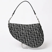 Load image into Gallery viewer, 極美品 Christian Dior クリスチャン ディオール サドルバッグ トロッター ブラック シルバー金具 ショルダーバッグ ガリアーノ 中古 4a003588