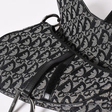 Load image into Gallery viewer, 極美品 Christian Dior クリスチャン ディオール サドルバッグ トロッター ブラック シルバー金具 ショルダーバッグ ガリアーノ 中古 4a003588
