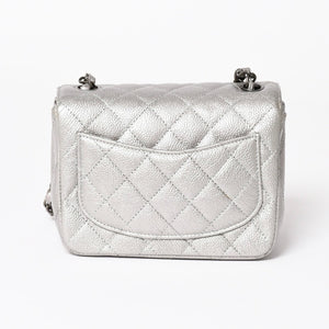 Like new CHANEL Mini Matelasse 17 S Flap S Chain Shoulder Bag No. 24 Coco Mark Caviar Skin Silver Used 4a003649