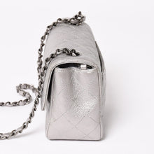 画像をギャラリービューアに読み込む, 新品同様 CHANEL シャネル ミニマトラッセ17 Sフラップ Sチェーンショルダーバッグ 24番台 ココマーク キャビアスキン シルバー 中古 4a003649
