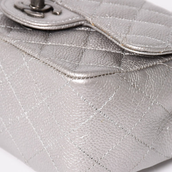 Like new CHANEL Mini Matelasse 17 S Flap S Chain Shoulder Bag No. 24 Coco Mark Caviar Skin Silver Used 4a003649