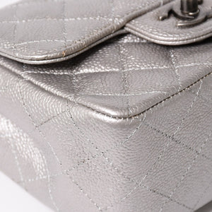 Like new CHANEL Mini Matelasse 17 S Flap S Chain Shoulder Bag No. 24 Coco Mark Caviar Skin Silver Used 4a003649