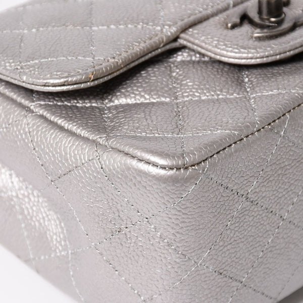 Like new CHANEL Mini Matelasse 17 S Flap S Chain Shoulder Bag No. 24 Coco Mark Caviar Skin Silver Used 4a003649