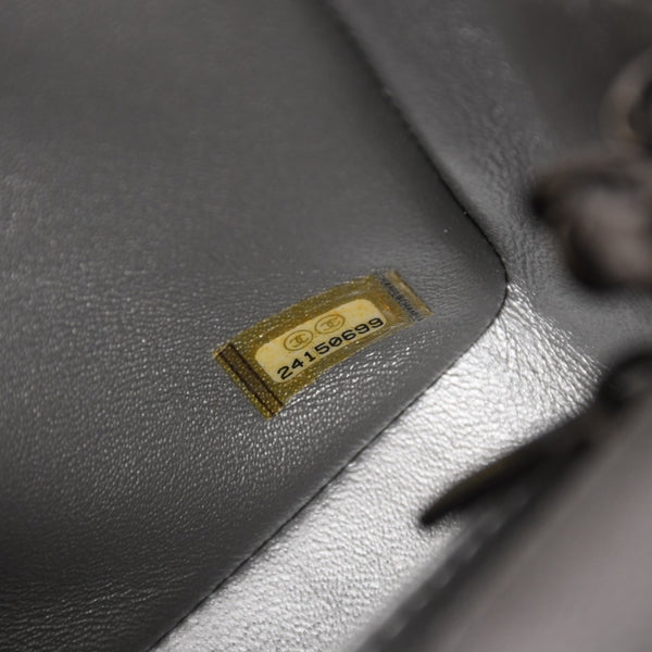 Like new CHANEL Mini Matelasse 17 S Flap S Chain Shoulder Bag No. 24 Coco Mark Caviar Skin Silver Used 4a003649