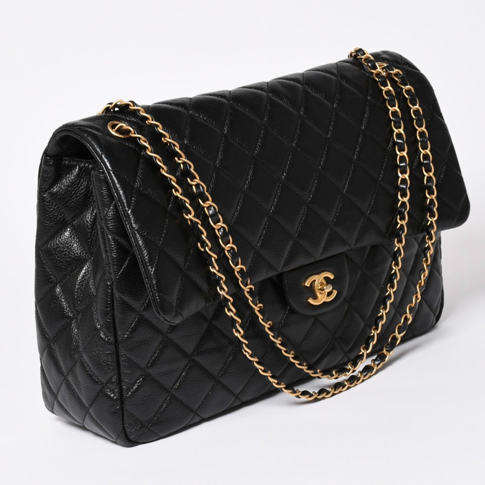 Like new 2025 CHANEL AS4661 Jumbo Matelasse Deca Matelasse Shoulder Bag Black Used 4a003601