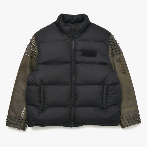 極美品 Supreme UNDERCOVER シュプリーム アンダーカバーコラボ Puffer Jacket 2023春夏 カウレザー スタッズ ダウンジャケット ブラックメタル 中古 4a003604