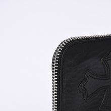 Load image into Gallery viewer, CHROME HEARTS クロムハーツ WALLET ZIP TINY タイニージップウォレット 財布 CHクロスパッチ ダガー レザー シルバー925 美品 中古 4a003785