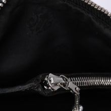 Load image into Gallery viewer, CHROME HEARTS クロムハーツ WALLET ZIP TINY タイニージップウォレット 財布 CHクロスパッチ ダガー レザー シルバー925 美品 中古 4a003785