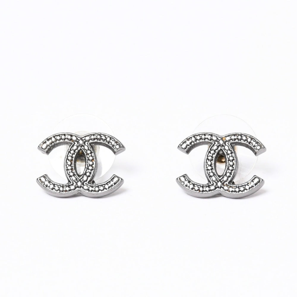 極美品 CHANEL シャネル ピアス ココマーク スターバースト A15C メタル earrings COCO Starburst A15C metal 美品 中古 4a000656