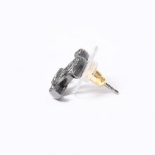 Load image into Gallery viewer, 極美品 CHANEL シャネル ピアス ココマーク スターバースト A15C メタル earrings COCO Starburst A15C metal 美品 中古 4a000656
