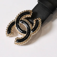 Load image into Gallery viewer, 新品同様品 CHANEL シャネル ココマークバックルレザーベルト 30インチ カーフスキン F24 P刻印 メタルフレーム 2023年 ファッション小物 アクセサリー ブラック ココマーク 中古 4a003608