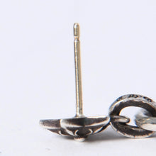 Load image into Gallery viewer, 極美品 CHROME HEARTS クロムハーツ PAPER OVAL STAR DROP ペーパーオーバルスター ドロップピアス 重量約13.14g 片耳用 中古 4a003613