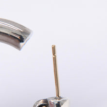 Load image into Gallery viewer, 極美品 CHROME HEARTS クロムハーツ HOOP FAT SML STACK CHCRS CHクロス フープピアス 重量約14.46g シルバー925 片耳用 中古 4a003607