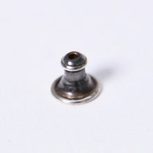 Load image into Gallery viewer, 極美品 CHROME HEARTS クロムハーツ PAPER OVAL STAR DROP ペーパーオーバルスター ドロップピアス 重量約13.00g 片耳用 中古 4a003632