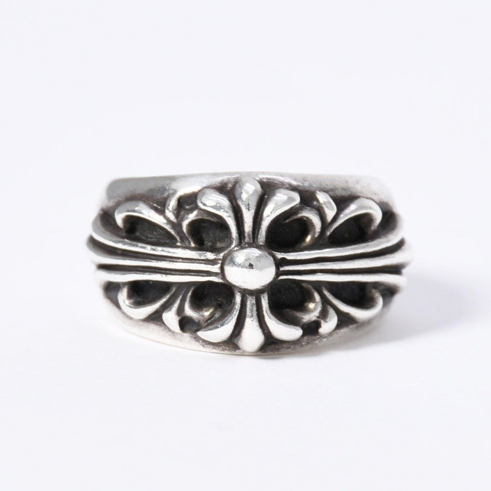Very good condition CHROME HEARTS FLORAL CROSS ring Weight approx. 18.05g Size 17 Used 4a003775