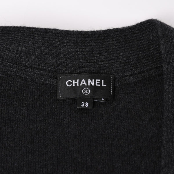 New and unused CHANEL 22AW Cashmere Knit Cardigan P72997K10494 Size 38 Here Mark Glitter Charcoal Used 4a003614
