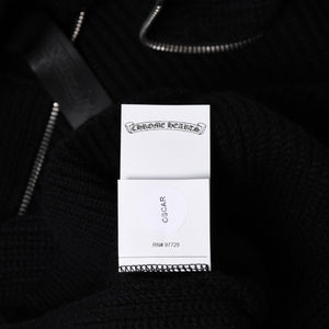新品未使用 CHROME HEARTS クロムハーツ ハーフジップニットセーター カシミヤ シルバー925 Mサイズ ニット ラムレザー ダガー CHクロスパッチ スクロールラベル 中古 4a003755